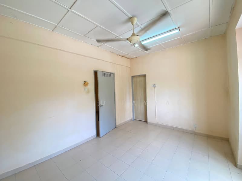 2-storey Terraced House for Sale in Seksyen 8 (Bangi) - Ahmad Fayyad - PropertyGuru.com.my