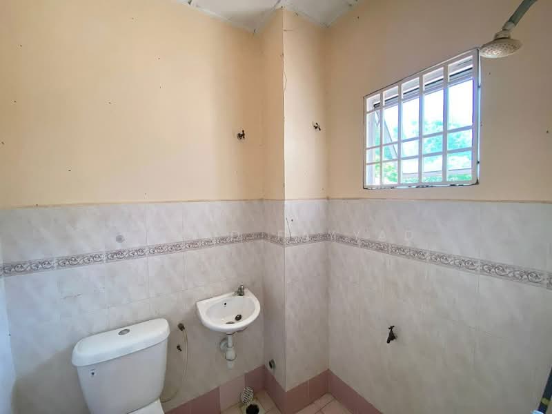 2-storey Terraced House for Sale in Seksyen 8 (Bangi) - Ahmad Fayyad - PropertyGuru.com.my