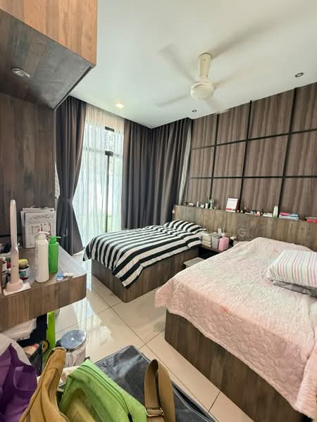 Rumah Berkembar untuk Dijual di Taman Bayu Puteri (Johor Bahru) - James Bong - Bedroom - PropertyGuru.com.my