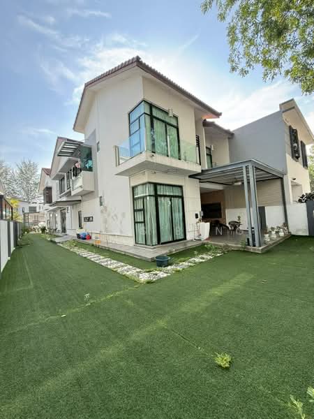 Rumah Berkembar untuk Dijual di Taman Bayu Puteri (Johor Bahru) - James Bong - Exterior - PropertyGuru.com.my