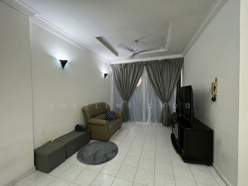 Kondominium untuk Dijual di N-Park Condominium - Sherlene Choo - Living Room - PropertyGuru.com.my