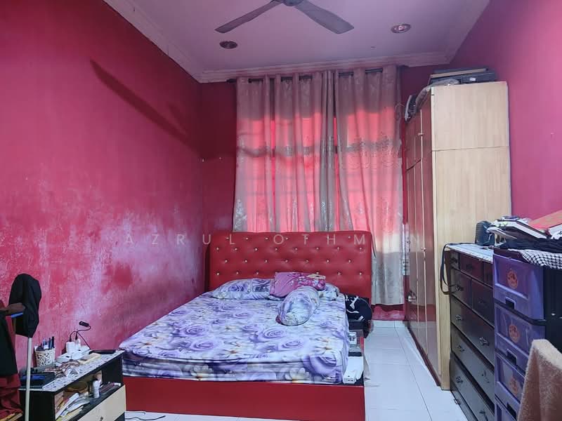 1-storey Terraced House for Sale in Dataran Segar (Lukut) - Azrul Othman - Bedroom - PropertyGuru.com.my