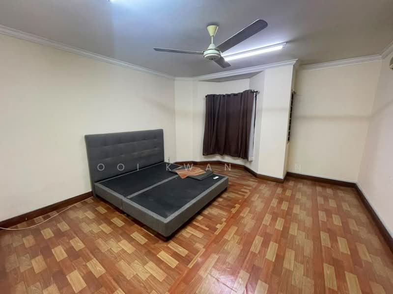 Townhouse for Rent in Petaling Jaya (Selangor) - Pooi Kwan Pan - Bedroom - PropertyGuru.com.my