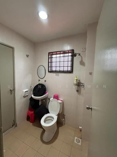 Rumah Teres 2 Tingkat untuk Dijual di Bandar Teknologi Kajang (Kajang) - Uswani Mazuwan - Bathroom - PropertyGuru.com.my