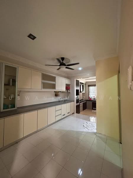 Rumah Teres 2 Tingkat untuk Dijual di Bandar Teknologi Kajang (Kajang) - Uswani Mazuwan - Kitchen - PropertyGuru.com.my