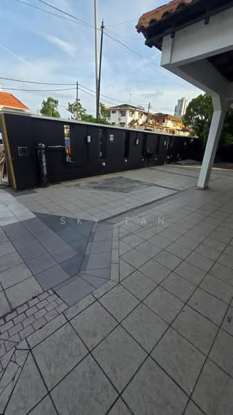 Banglo Komersial untuk Disewa di Taman Century (Johor Bahru) - Sky Tan - Exterior - PropertyGuru.com.my