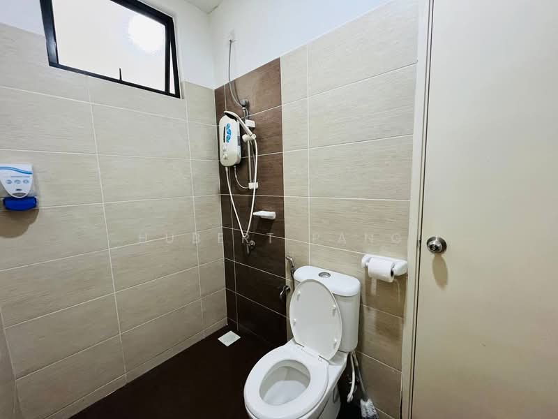 2-storey Terraced House for Rent in Taman Sri Penawar (Pengerang) - Hubert Pang - Bathroom - PropertyGuru.com.my