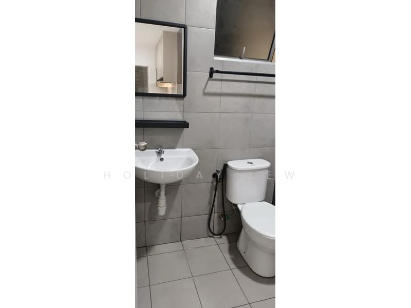 Condominium for Rent at Residensi Sateria - Holiday Lew - Bathroom - PropertyGuru.com.my