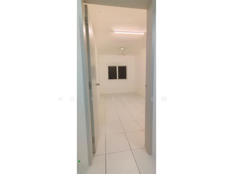 Condominium for Rent at Residensi Sateria - Holiday Lew - Interior - PropertyGuru.com.my