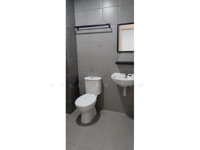 Condominium for Rent at Residensi Sateria - Holiday Lew - Bathroom - PropertyGuru.com.my
