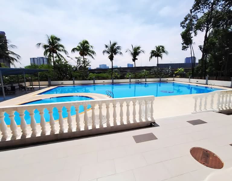 Kondominium untuk Dijual di Vista Komanwel A - WL Wan - Pool - PropertyGuru.com.my