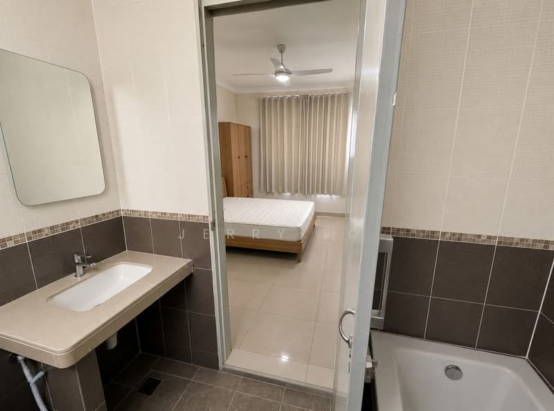 Pangsapuri untuk Dijual di Pearl Garden - Jerry So - Bedroom - PropertyGuru.com.my