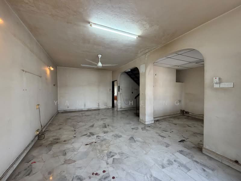 Rumah Teres 2 Tingkat untuk Dijual di Taman Bukit Maluri (Kepong) - Yanis Cheong - Living Room - PropertyGuru.com.my