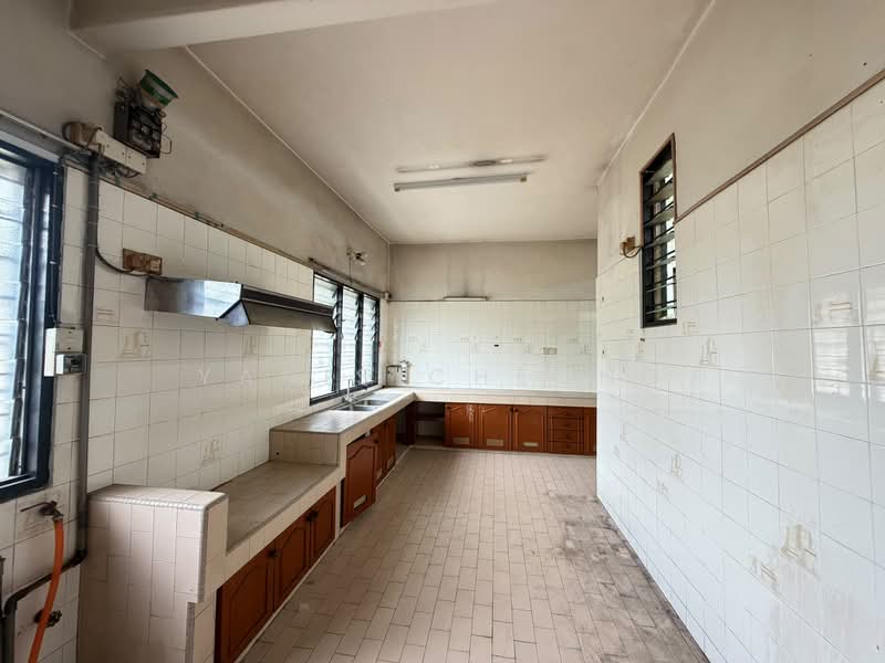 Rumah Teres 2 Tingkat untuk Dijual di Taman Bukit Maluri (Kepong) - Yanis Cheong - Kitchen - PropertyGuru.com.my