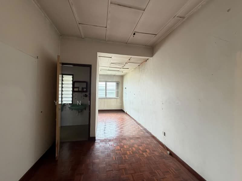 Rumah Teres 2 Tingkat untuk Dijual di Taman Bukit Maluri (Kepong) - Yanis Cheong - Bathroom - PropertyGuru.com.my
