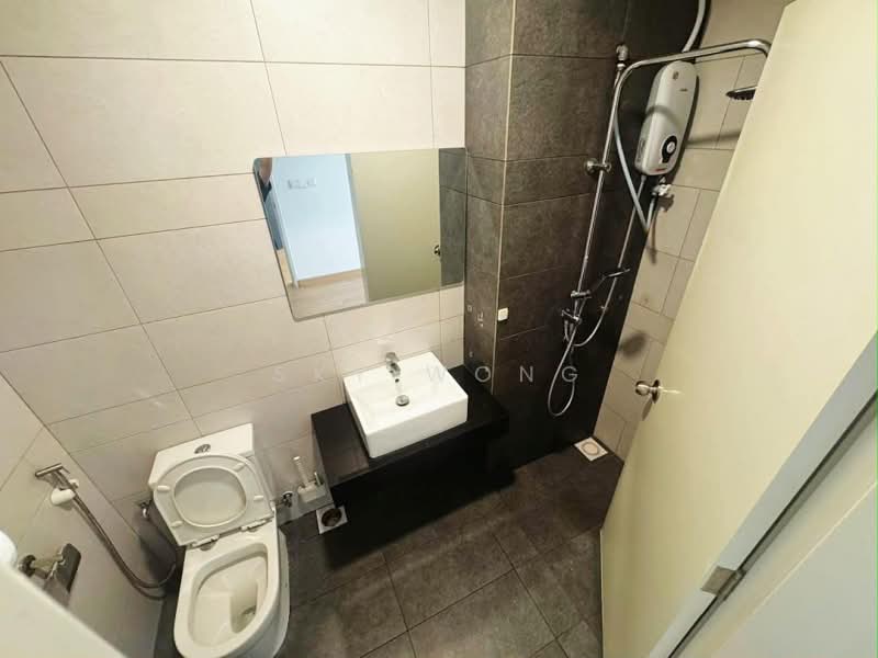 Servis Apartment untuk Dijual di Amani Residence - Sky Wong - Bathroom - PropertyGuru.com.my