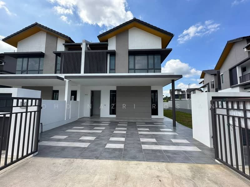 Semi-Detached House for Sale in Semenyih (Selangor) - Mohd Nazri Roslan - PropertyGuru.com.my