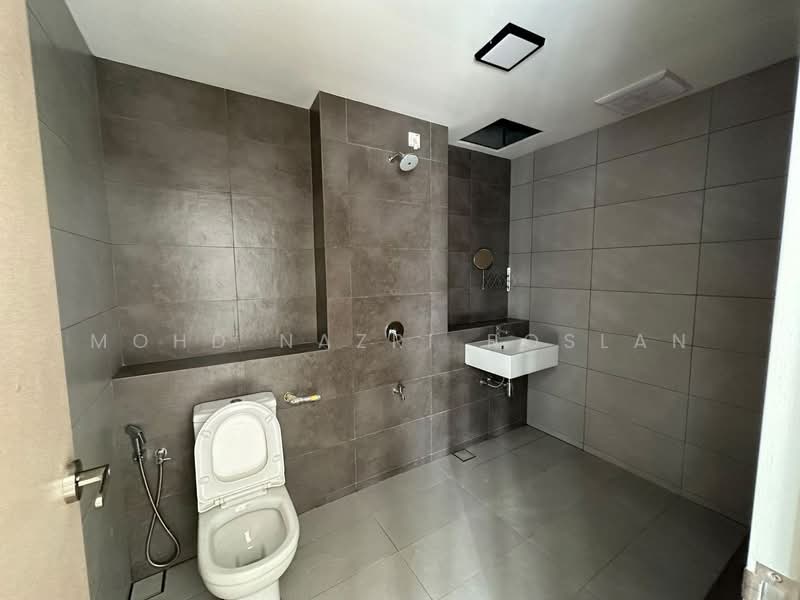 Semi-Detached House for Sale in Semenyih (Selangor) - Mohd Nazri Roslan - PropertyGuru.com.my