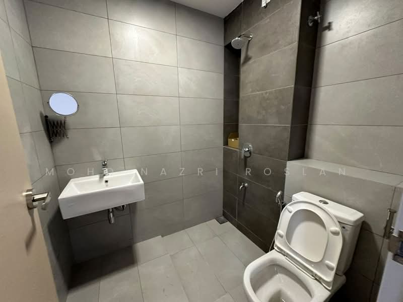Semi-Detached House for Sale in Semenyih (Selangor) - Mohd Nazri Roslan - PropertyGuru.com.my