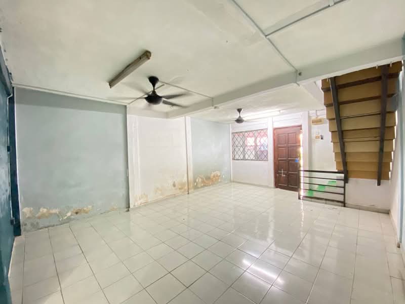 2-storey Terraced House for Sale in Taman Menara Maju (Klang) - Aliff Iqbal - PropertyGuru.com.my