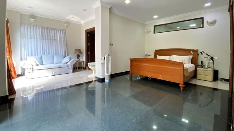 Rumah Banglo untuk Dijual di Seksyen 8 (Shah Alam) - Azian Nasa - PropertyGuru.com.my