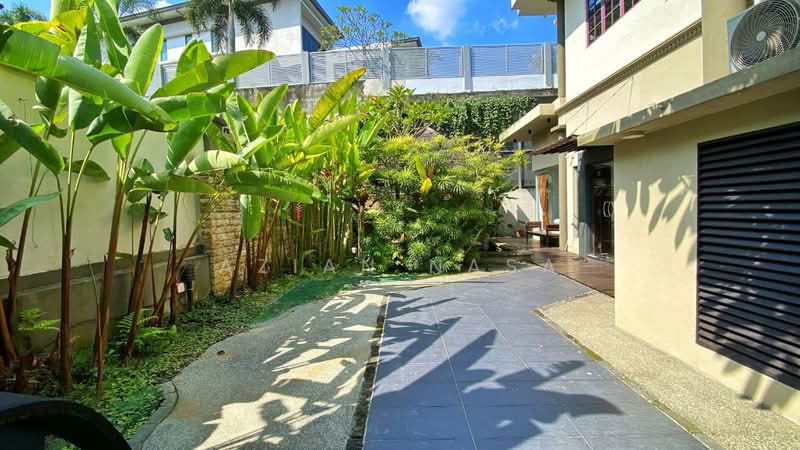 Rumah Banglo untuk Dijual di Seksyen 8 (Shah Alam) - Azian Nasa - PropertyGuru.com.my