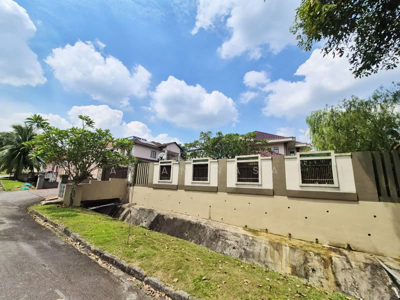 Rumah Banglo untuk Dijual di Seksyen 8 (Shah Alam) - Azian Nasa - PropertyGuru.com.my