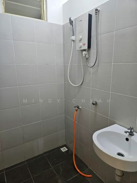 Apartment for Rent at Idaman Selasih - Mindy Cheah - Bathroom - PropertyGuru.com.my