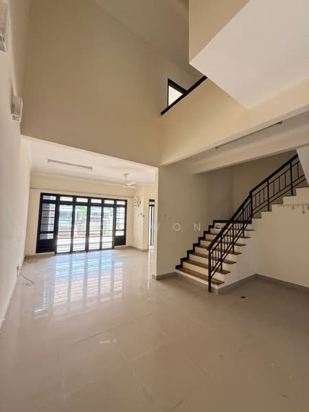 Terraced House for Sale in Bandar Kinrara Seksyen 5 (Bandar Kinrara) - Sky Wong - Living Room - PropertyGuru.com.my