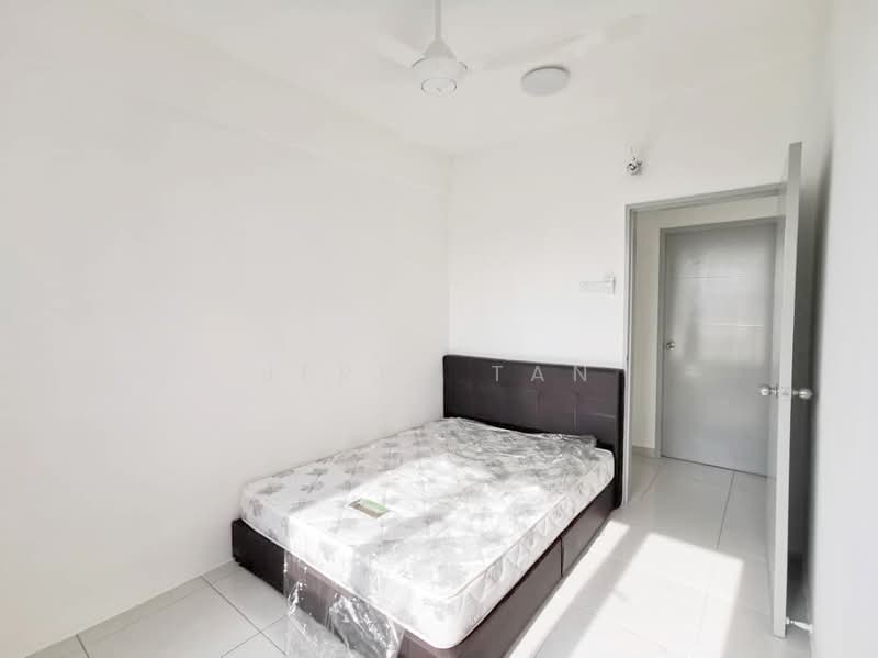 Kondominium untuk Disewa di Fairview Residence - Jerry Tan - Bedroom - PropertyGuru.com.my