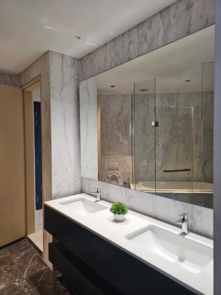 Servis Apartment untuk Disewa di SO Sofitel Kuala Lumpur Residences - Miini Gan - Bathroom - PropertyGuru.com.my