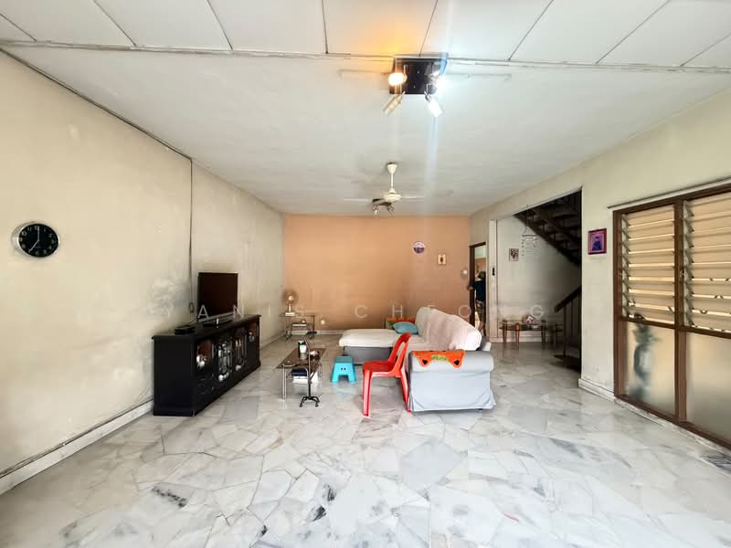 Rumah Teres 2 Tingkat untuk Dijual di Taman Bukit Maluri (Kepong) - Yanis Cheong - Living Room - PropertyGuru.com.my