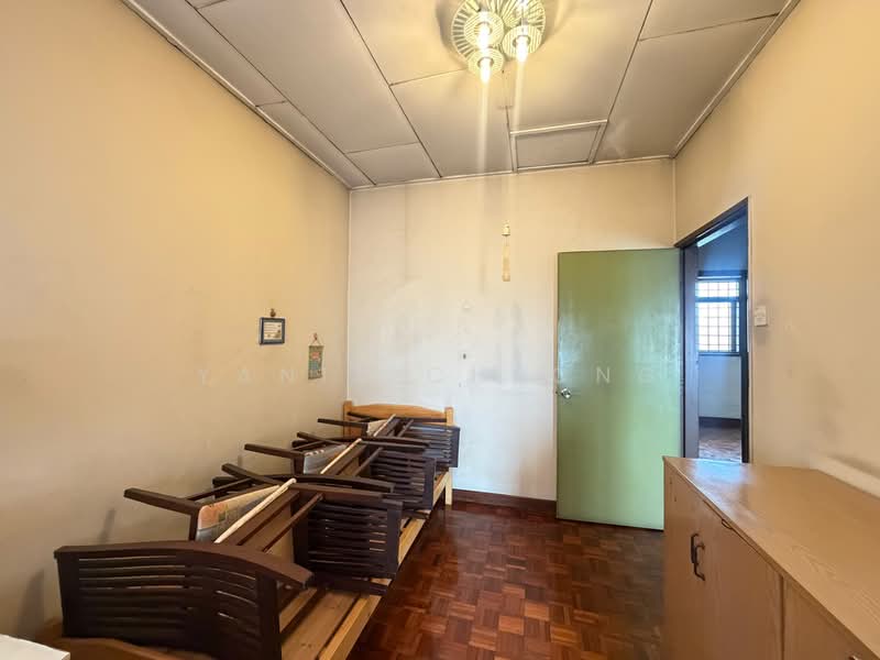 Rumah Teres 2 Tingkat untuk Dijual di Taman Bukit Maluri (Kepong) - Yanis Cheong - Bedroom - PropertyGuru.com.my