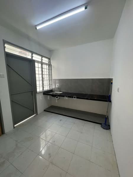 Rumah Teres 2 Tingkat untuk Dijual di Alor Setar (Kedah) - Leong . - Kitchen - PropertyGuru.com.my
