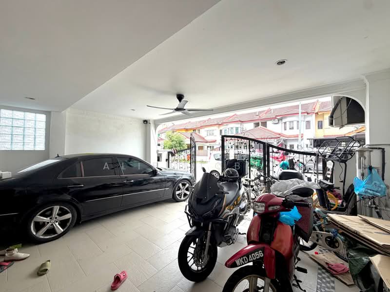 Rumah Teres 2.5 Tingkat untuk Dijual di Taman Aman Putra (Puchong) - Aliff Iqbal - PropertyGuru.com.my