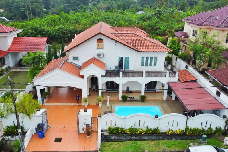 Bungalow for Sale in Seksyen 8 (Shah Alam) - Azian Nasa - PropertyGuru.com.my