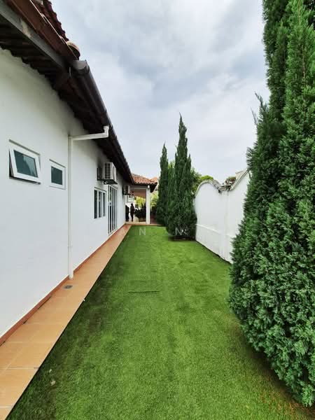 Bungalow for Sale in Seksyen 8 (Shah Alam) - Azian Nasa - PropertyGuru.com.my