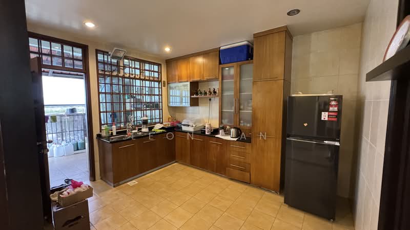 Rumah Berkembar untuk Dijual di Taman Pelangi Indah (Ulu Tiram) - Leon Tan - PropertyGuru.com.my
