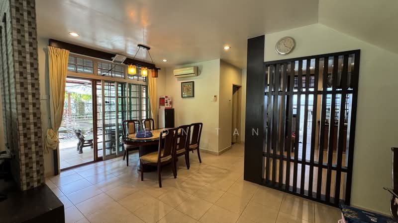 Rumah Berkembar untuk Dijual di Taman Pelangi Indah (Ulu Tiram) - Leon Tan - PropertyGuru.com.my