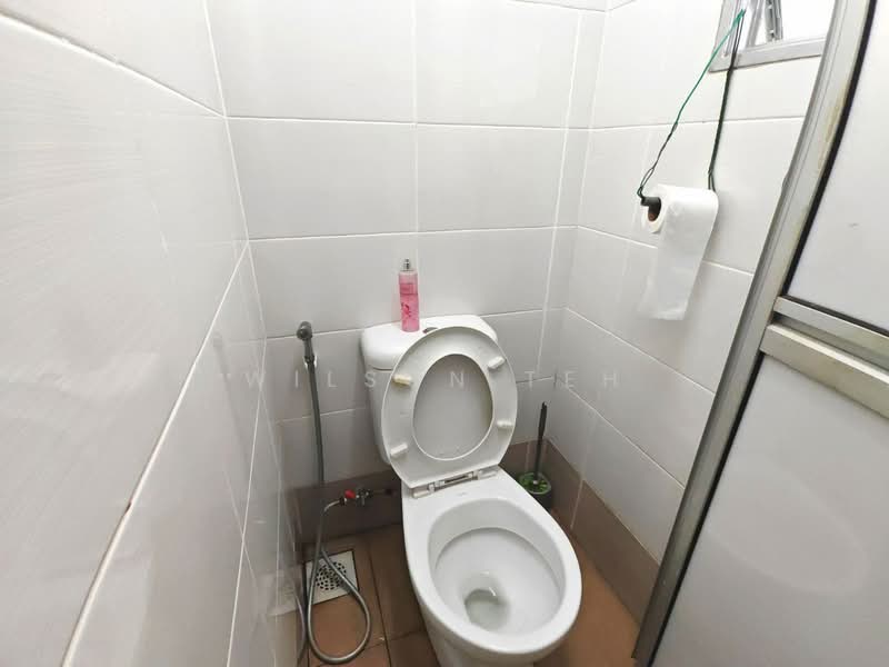 2-storey Terraced House for Sale in Permas Jaya (Johor Bahru) - Wilson Teh - Bathroom - PropertyGuru.com.my