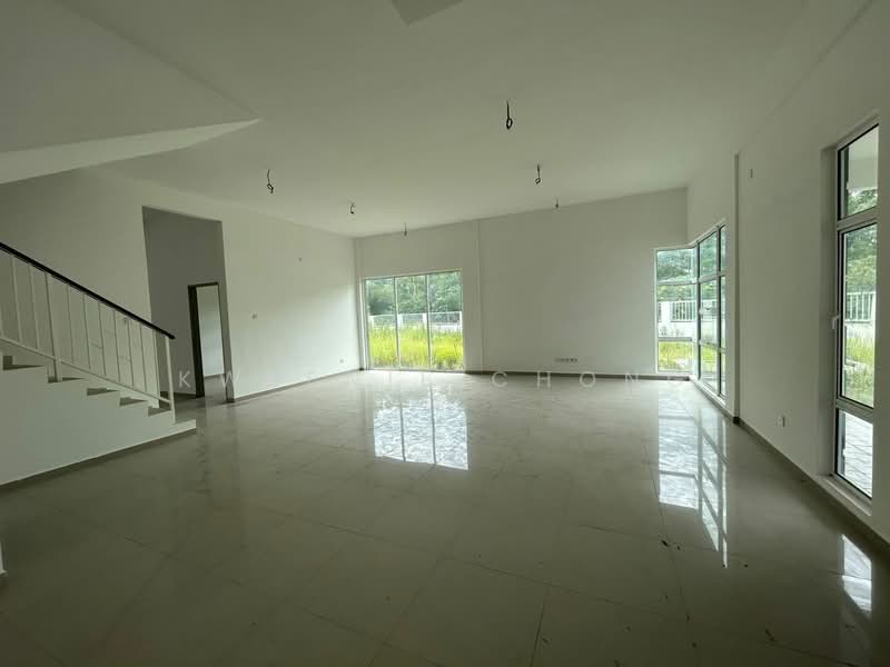 Rumah Berkembar untuk Dijual di Taman Mahkota Pinggiran (Cheras) - Kweenie Chong - Living Room - PropertyGuru.com.my