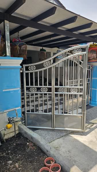 Rumah Teres 2 Tingkat untuk Dijual di Bandar Putra (Kulai) - Daniel Yong - Exterior - PropertyGuru.com.my