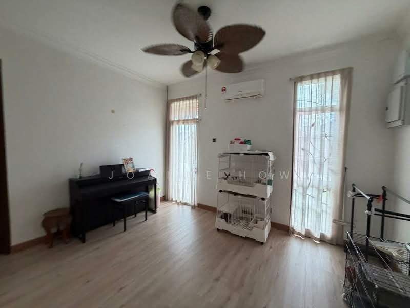 Semi-Detached House for Sale in Taman Saujana Indah (Bukit Katil) - Joanne How - Living Room - PropertyGuru.com.my