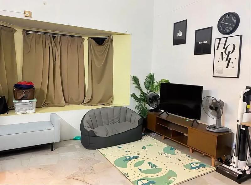 1.5-storey Terraced House for Sale in Usj 6 (Subang Jaya) - Khor JS - Living Room - PropertyGuru.com.my