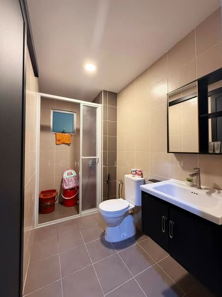 Service Residence for Sale at Serviced Residence @ Razak City Residences (RC Residences) - Michelle Tan - Bathroom - PropertyGuru.com.my
