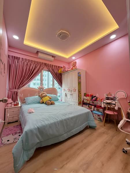 Service Residence for Sale at Serviced Residence @ Razak City Residences (RC Residences) - Michelle Tan - Bedroom - PropertyGuru.com.my