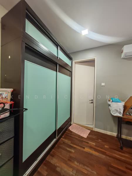3-storey Terraced House for Sale in Lake Fields (Sungai Besi) - Kendriic Chong - PropertyGuru.com.my