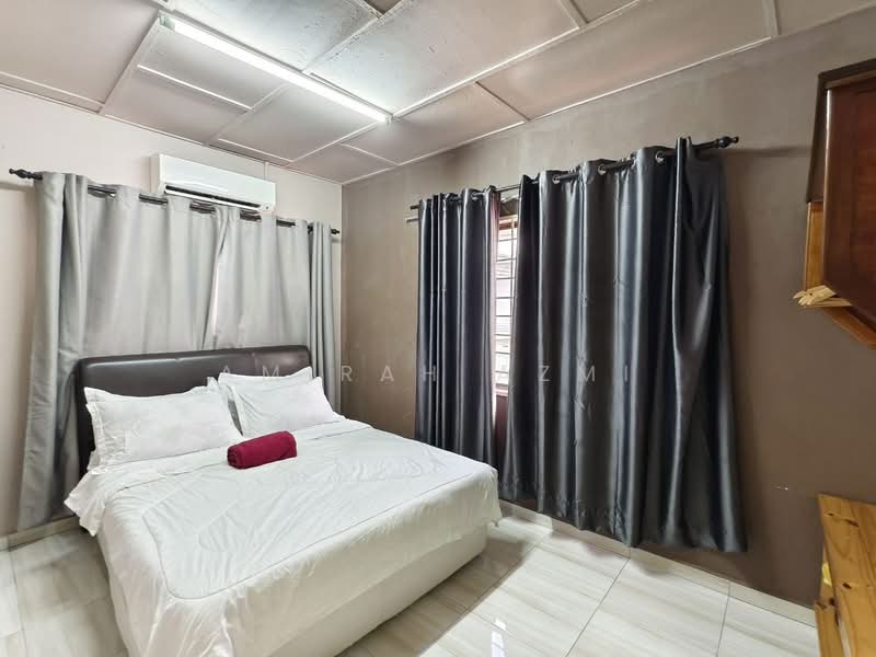 Rumah Teres 2 Tingkat untuk Dijual di Seksyen 20 (Shah Alam) - Amirah Azmi - PropertyGuru.com.my