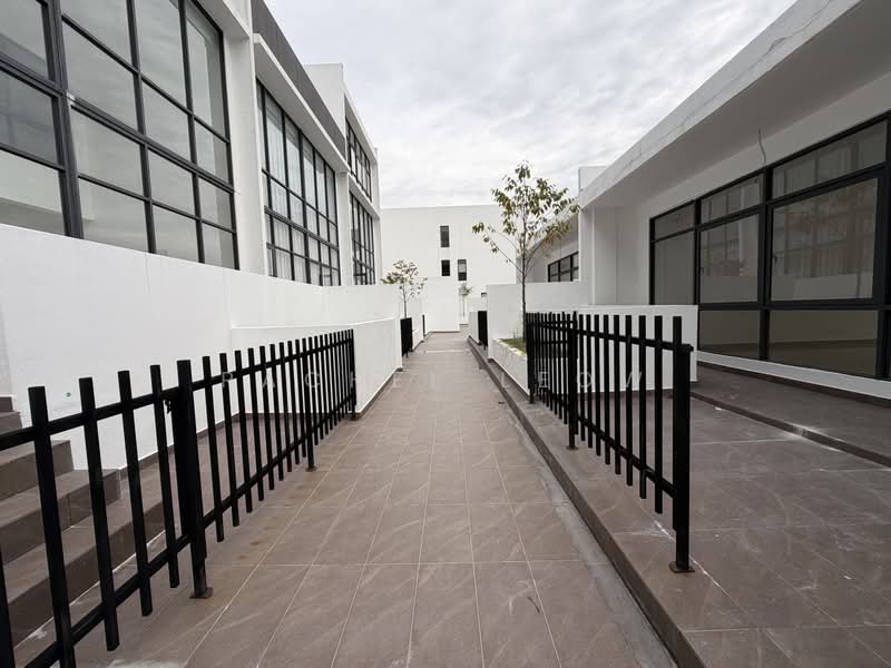 4-storey Terraced House for Sale in Damansara Perdana (Selangor) - Rachel Leow - PropertyGuru.com.my
