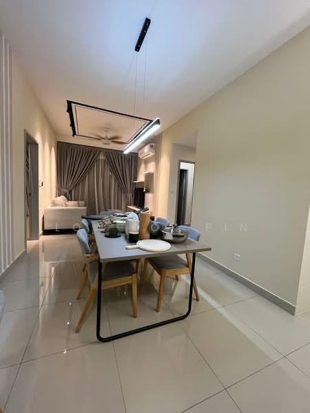 Condominium for Rent at Platinum Arena - Low Kok Pin - Dining Room - PropertyGuru.com.my